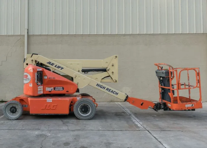 40 ft boom lift